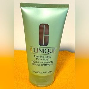 CLINIQUE foaming sonic facial soap 150ml